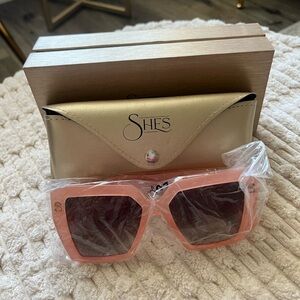 NWT She's (Amazon) Square Pink Sun Glasses with Case